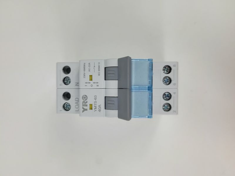 Перемикач трипозиційний  YRO YMTS-63 Manual Changeover Switch 2P 40A